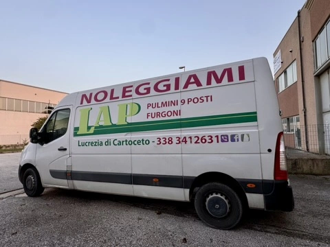 Noleggio furgone da carico